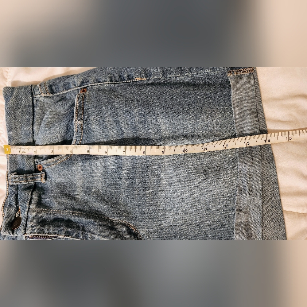 No Boundaries - Juniors High Rise Curvy Mom Shorts‎ - Size 15 - Picture 8 of 9
